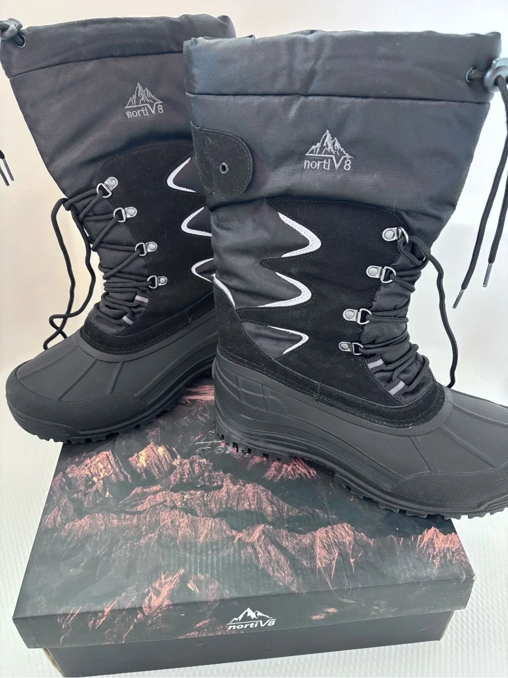 nortiV8 Men's Black Winter Snow Boots with Insulated Shaft